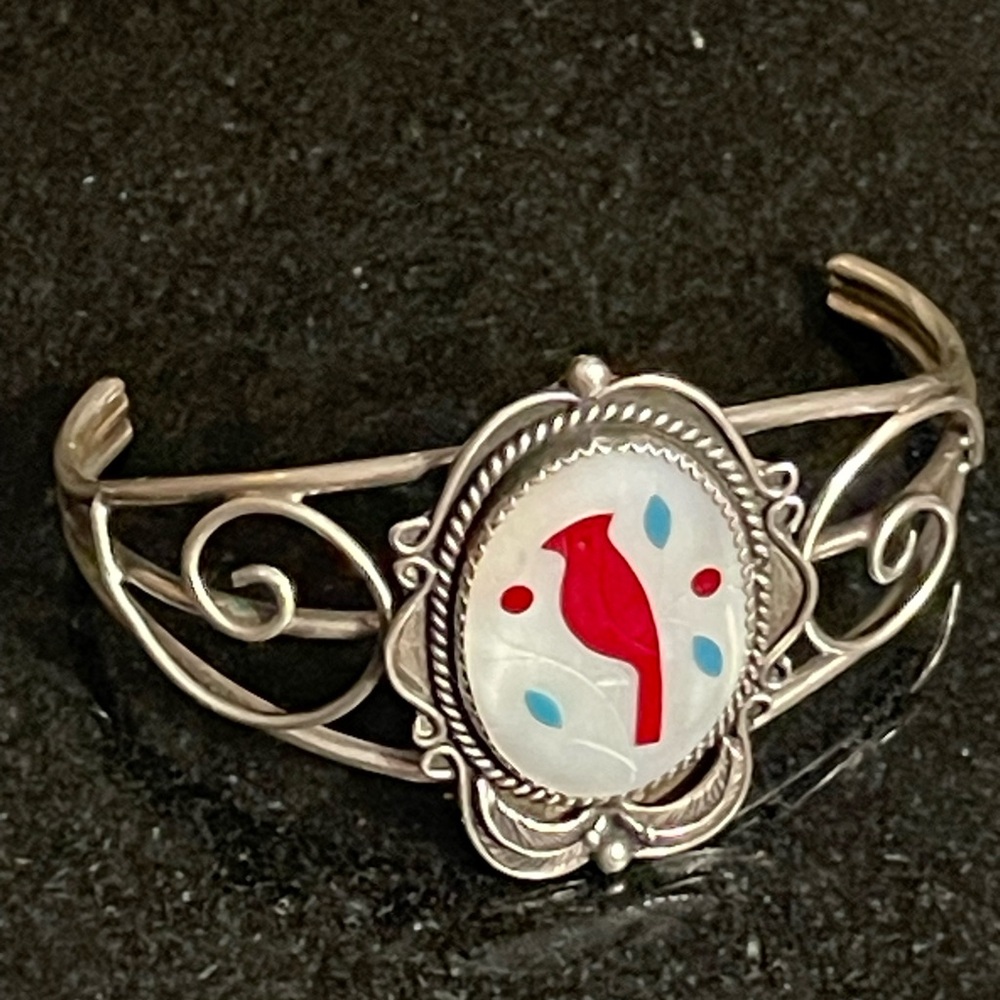 Zuni silver Bracelet 925  with Cardinal Bird.